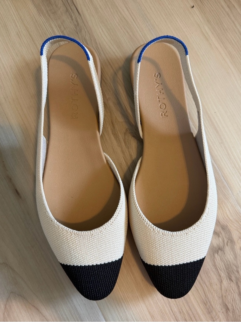 Rothy's Two-Tone Knit Pointed Toe Sling Flats in Cream and Black Size 7.5 - Picture 3 of 5
